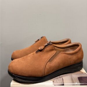 Naturalizer Women’s Tan Leather Size 11 Shoes